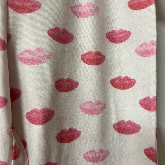 PJ Salvage x Sugarfina Sugar Lips Lounge Set - NWT - Picture 2 of 4